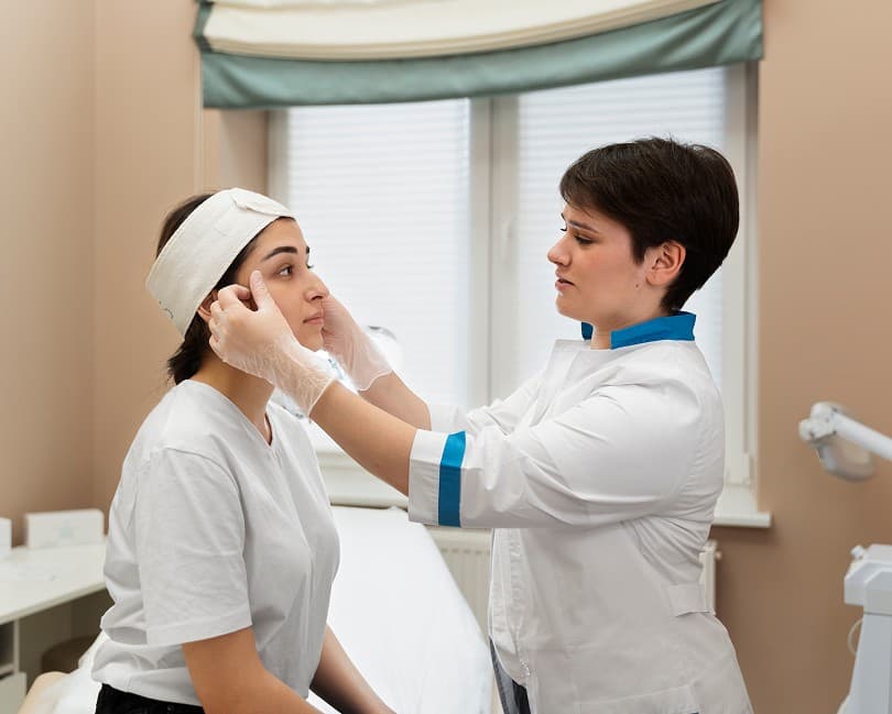 Skin analysis equipment and treatment at Fiore Medical Centre